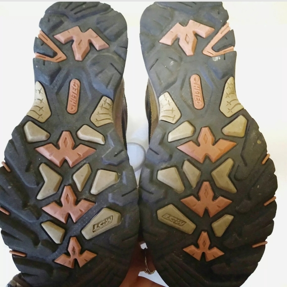 Hi-Tec Sofala Mid WP Waterproof Ankle Hiking Boots Womens Size 7.5 Hi Tec Shoes - Picture 4 of 5